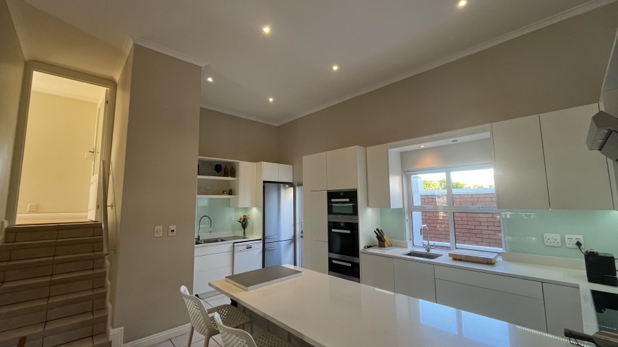 3 Bedroom Property for Sale in Van Riebeeckshof Western Cape